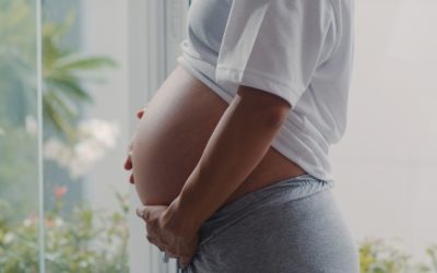 Amor de mãe: Licença-maternidade se estende à mãe que doou óvulos para companheira
